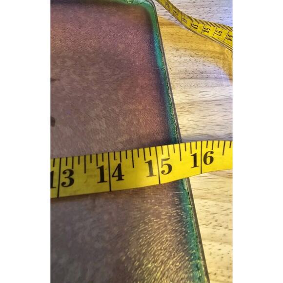 Wine Cellar - Large Glass Cutting Board - Picture 3 of 5